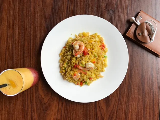 Huiji Chaozhou Seafood Porridge In Casserole