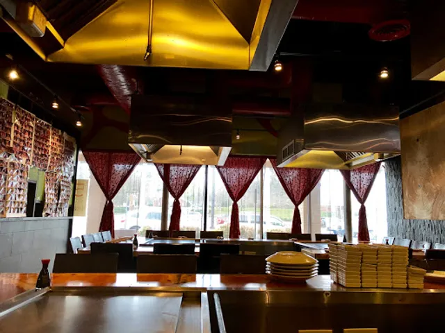 Volcano Steak & Sushi - Acworth