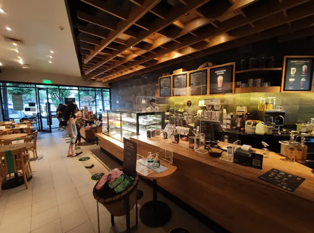 Starbucks SM by the Bay