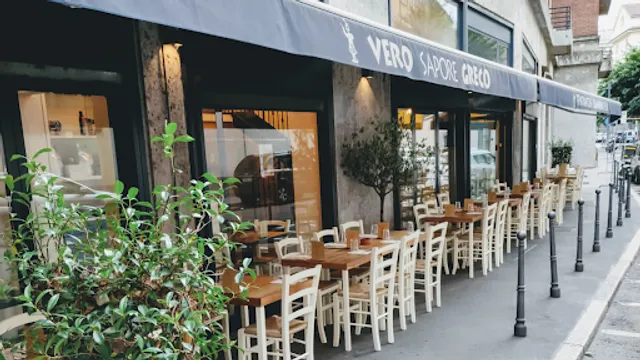 Vero Sapore Greco - Milano (Duomo) - La Cucina Greca a Milano! Speciale pita gyros!