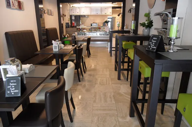 cafetaria lunchroom bij Donny (voorheen Cafetaria/Sandwichbar Riant)