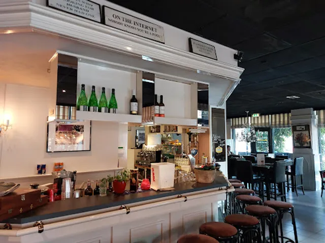 Grand Café "Place Du Nord"