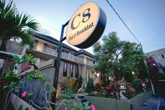 C8 Bed and Breakfast