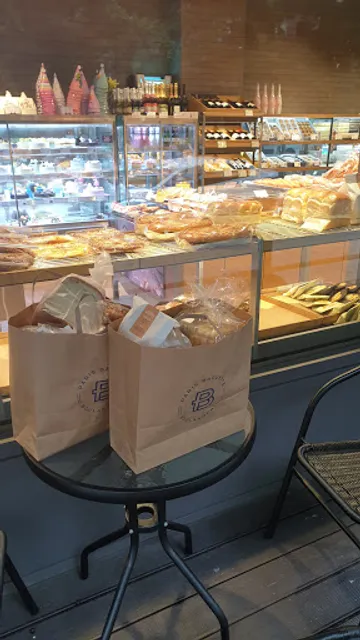 Paris Baguette