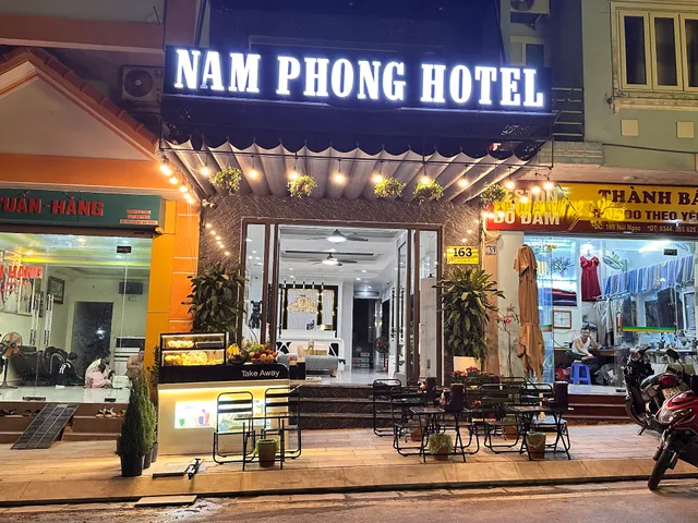 Nam Phong Hotel - Cat Ba Island