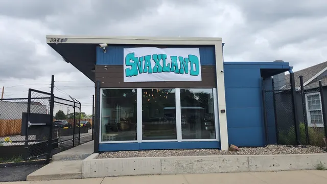 SNAXLAND - High Street