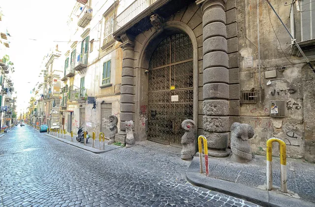 Spaccanapoli Comfort Suites