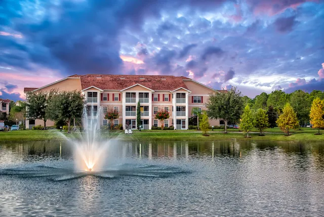 Toledo Club Apartment Homes