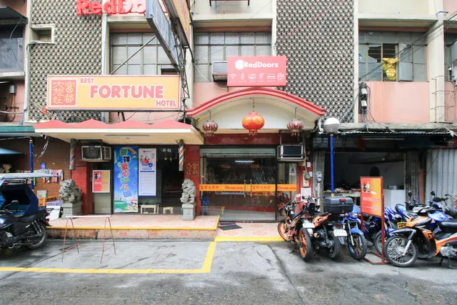 RedDoorz Plus @ Chinatown Binondo