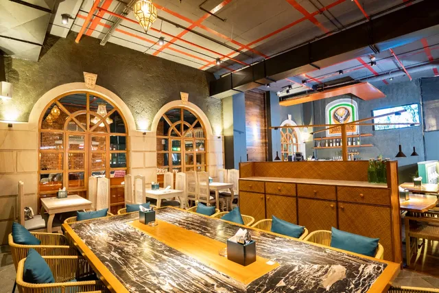 Yakii | Asian Restaurant | Sushi | Dimsums | Cocktails | Brunch