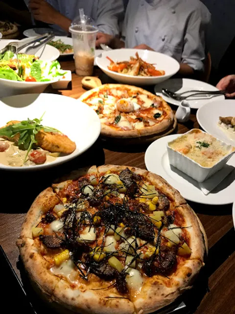 Basta Hiro - Vincom Center Đồng Khởi