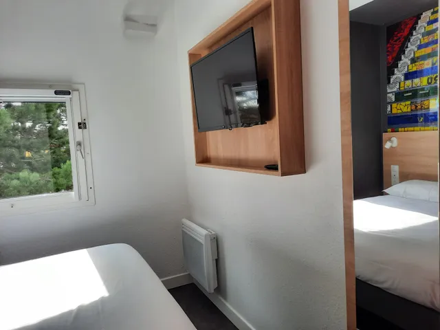 Kyriad Direct Caen Nord – Memorial