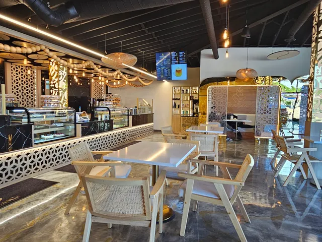 Bin Castle Coffee House