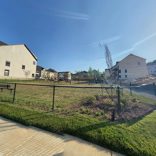 Clarksburg Square Dog Park