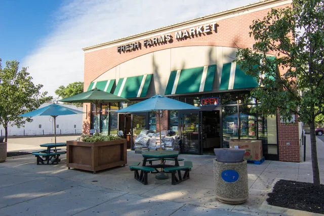 Fresh Farms Market