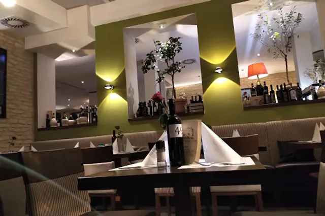 Ristorante & Pizzeria HOPFENBERG