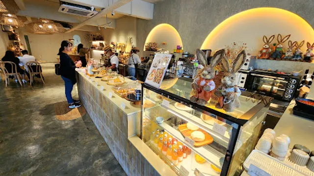 A Little Bud Florist Cafe