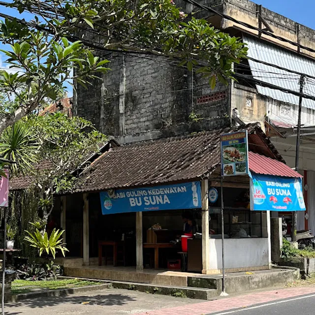 Babi Guling Ibu Suna