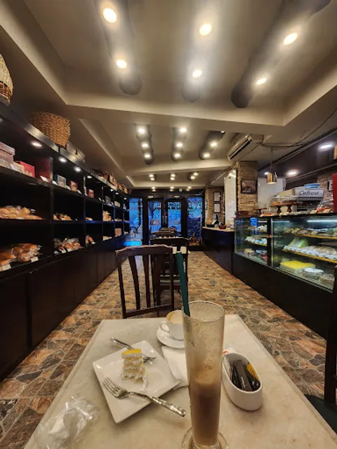 ELTHAM Bakery and Coffee House - Best Coffee Shop in Dehradun | Best Bakery Shops in Dehradun