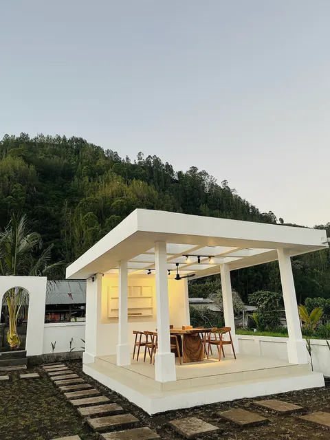 Montana Villas by Volcano Garden