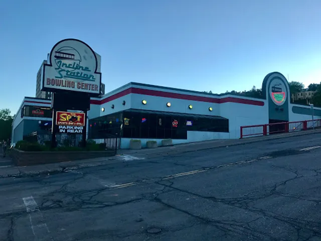 Spot Sports Bar & Grill