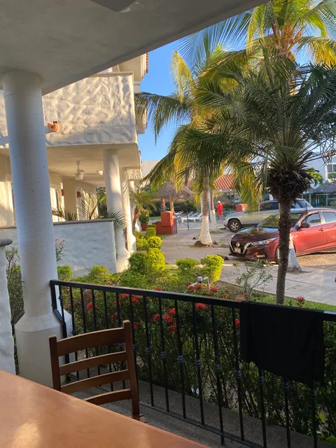 Cerritos Resort Bar and Restaurant