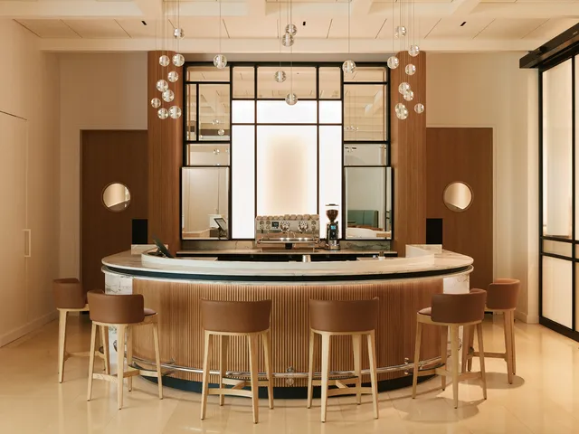 Polychrome | Bar de dégustation Taittinger à Reims