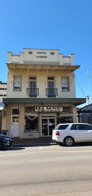 Mentor Chambers Serviced Apartment/Bed & Breakfast