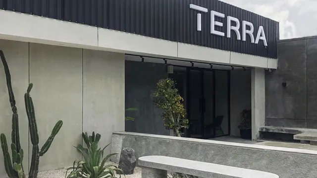 TETRA Coffee & Eatery - Yogyakarta // Terra Coffee