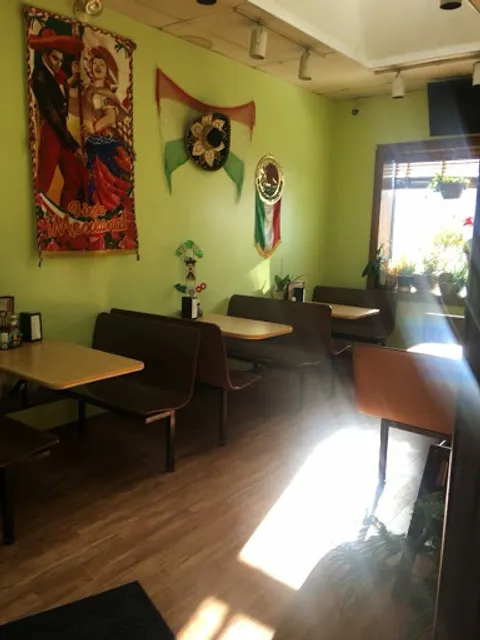 Albertos Mexican Produce