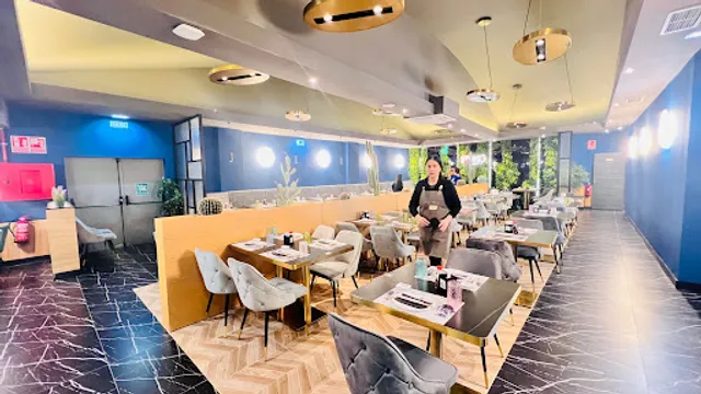 Restaurante Japonés Miko Sushi