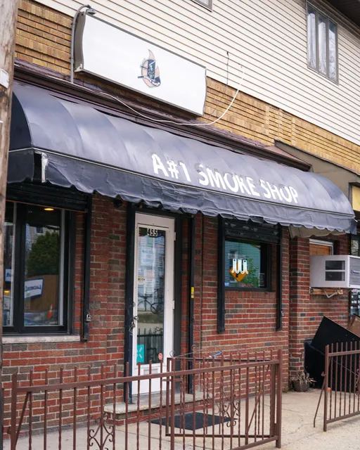 Raw Smoke & Convenience & Novelty Store