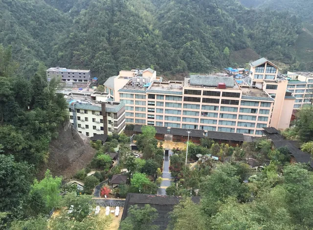 莽山万盈瑞凯森林温泉酒店