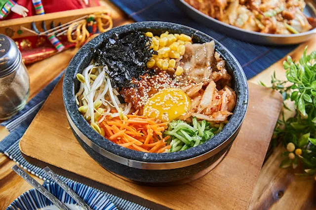韓珍饌複合式餐飲/台中韓式料理/台中石鍋拌飯/台中必吃/台中美食/台中便當/附近美食