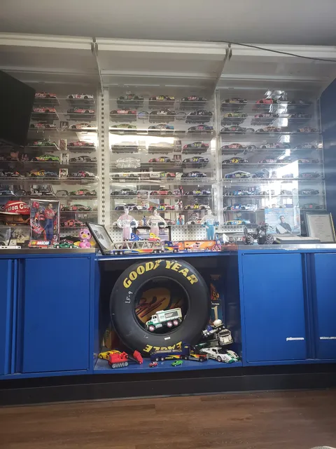 Mayflower Service Station Inc