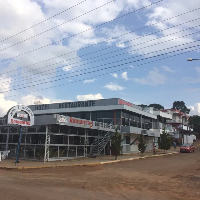 Hotel e Restaurante Romanttei
