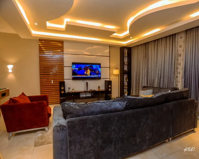 Luciano Hotel & Apartments