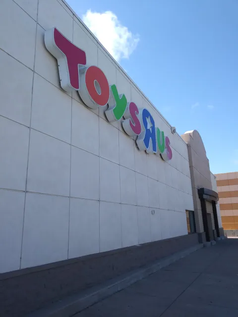 Toys"R"Us