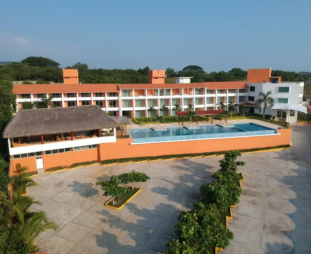 Hotel Brisa Color Esmeralda