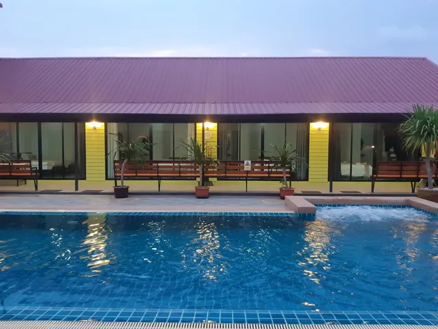 บ้านสวนบางเสร่