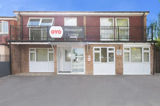 OYO Honeycroft Lodge