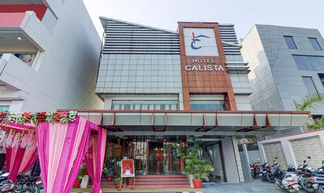 Treebo Calista, Patel Nagar