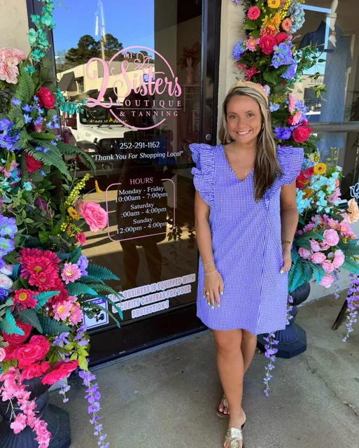 2 Sisters Boutique and Tanning