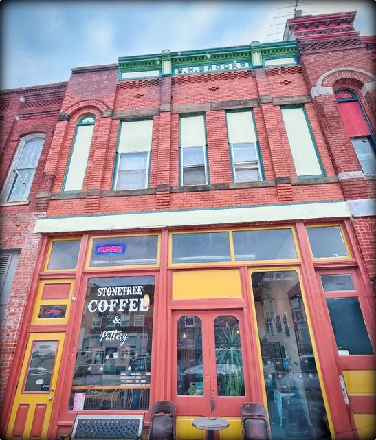 Stonetree Coffee & Pottery