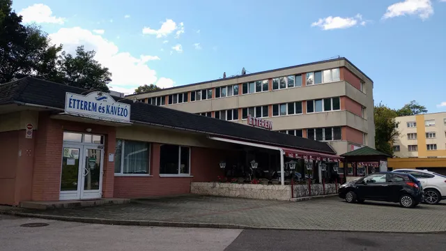 Hotel Ózd Restaurant