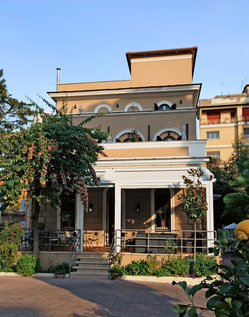 Villa Pirandello Hotel & Cafè