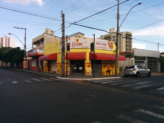 Divina Pizza Delivery