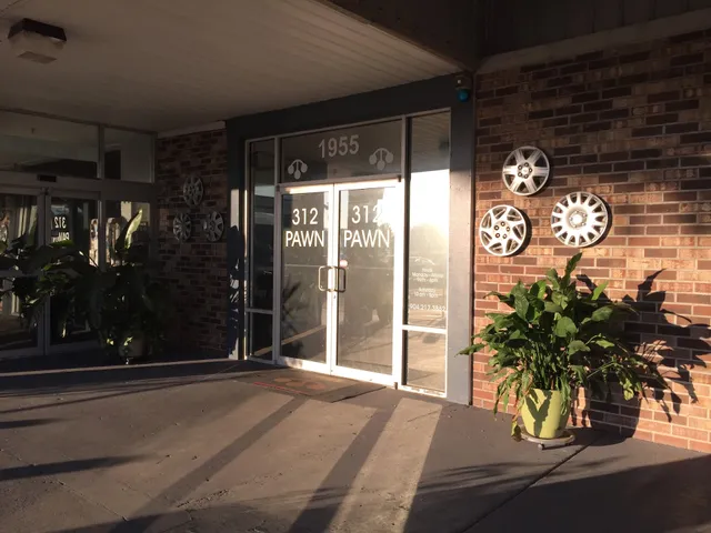 312 Pawn