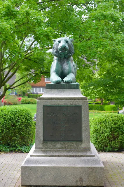 Palmer Square Tiger Statue