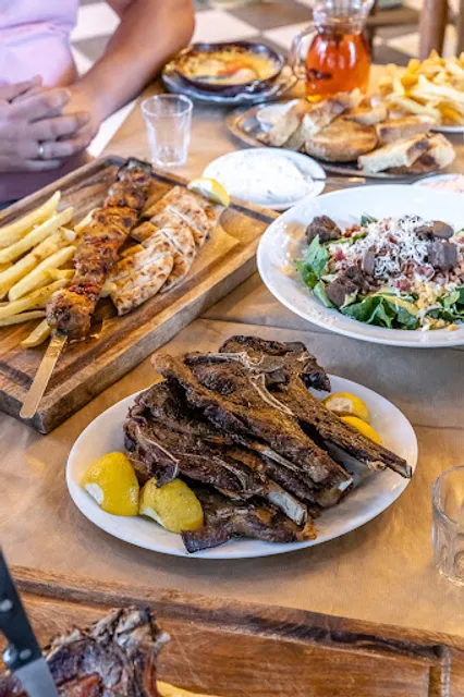 ο Κυρ Αντώνης - Παραδοσιακό Κρεατοφαγείο